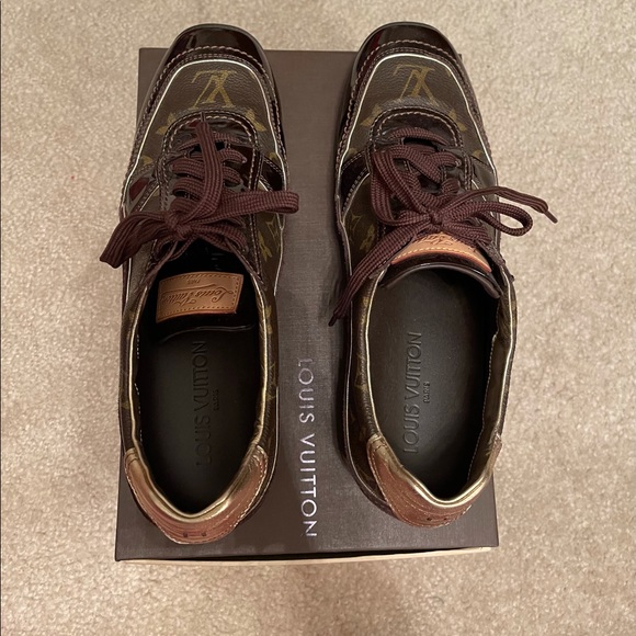Louis Vuitton Vintage Sneaker - Picture 1 of 9